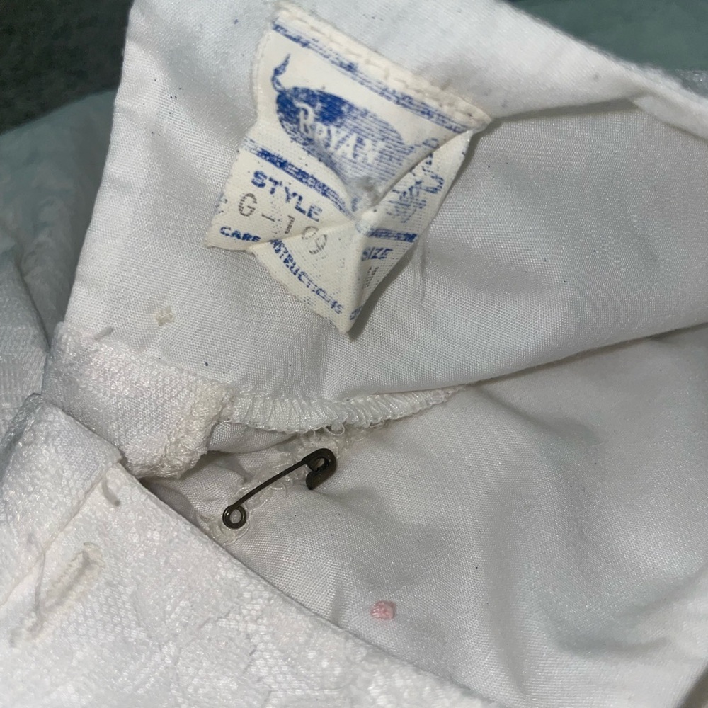 Vintage White Lace Christening Gown, Bryan - Picture 6 of 9